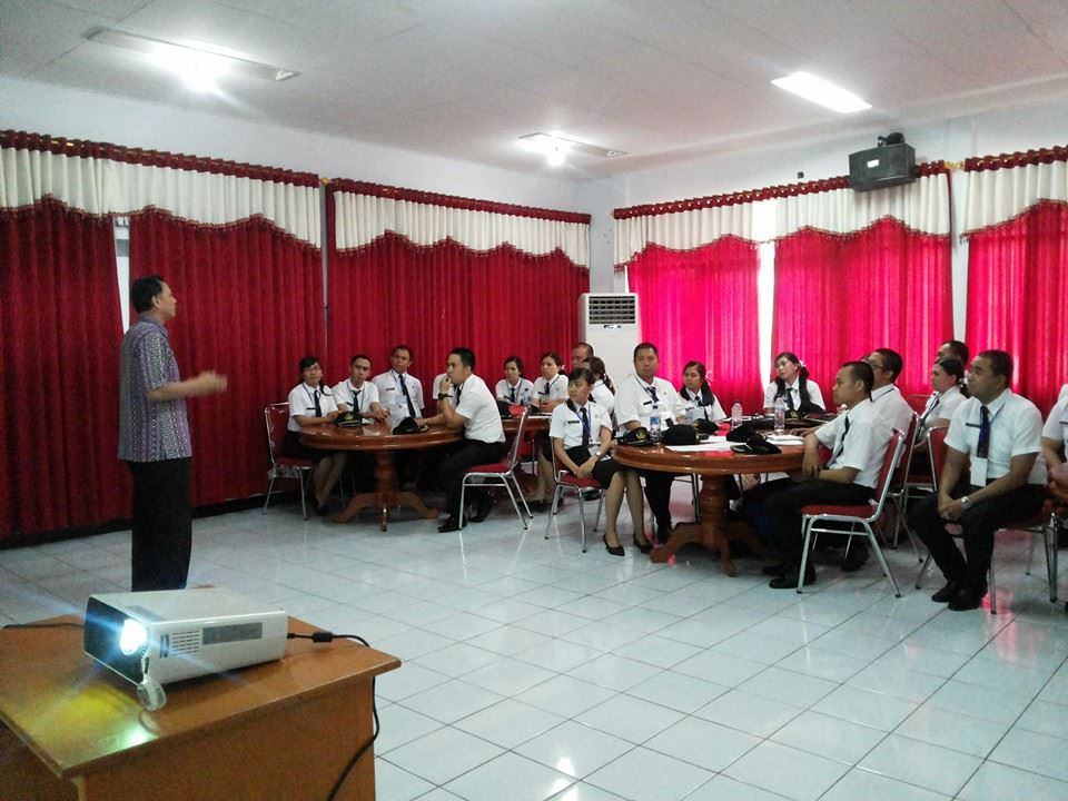 46Ceramah_Umum_Sekda_Kota_Manado_Prajab.jpg