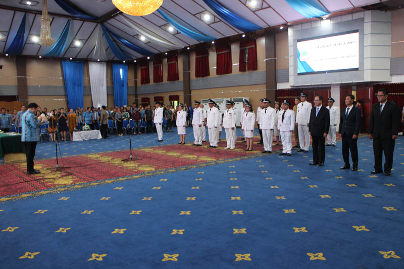 59pelantikanLurah9Ags.JPG
